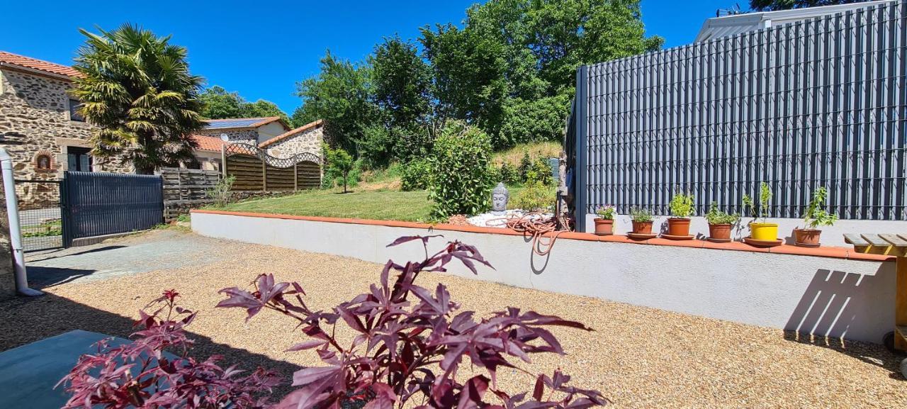 La Gelotiere Maison De Compagne A 10 Min Du Puy Du Fou Sevremont Exterior photo